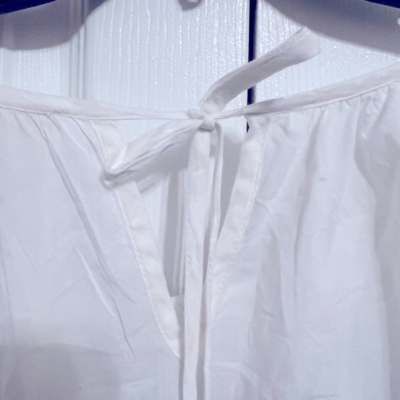 CUPIO Bell Sleeve Blue Embroidered Blouse Size: M NWT - Picture 8 of 9